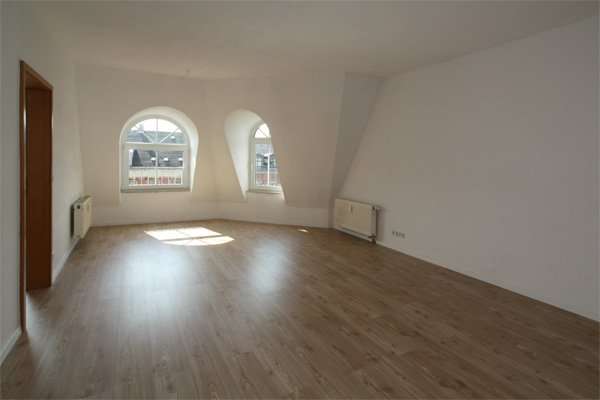 Etagenwohnung Chemnitz Schloßchemnitz - 2 Zimmer, 50 m&sup2;, 260&euro; | Angebot:26870139