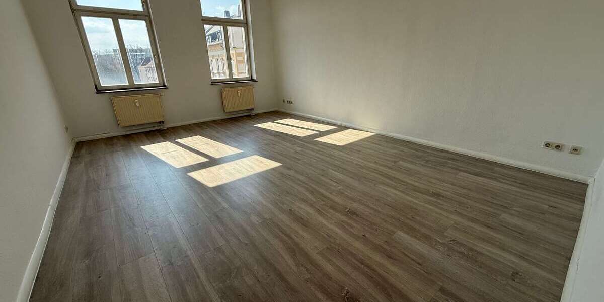 Etagenwohnung Chemnitz Bernsdorf - 2 Zimmer, 70 m&sup2;, 418&euro; | Angebot:27216874