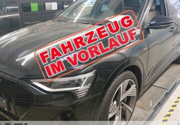 Audi e-tron 44.665 km 37.899 &euro; Chemnitz 09125
