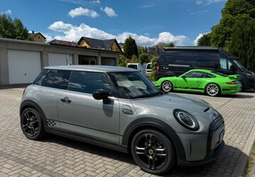 Mini Cooper SE 30.450 km 19.750 &euro; Limbach-Oberfrohna 09212