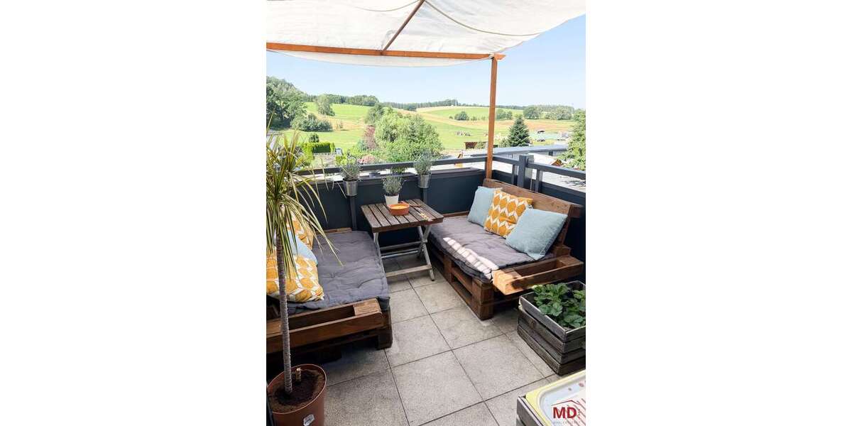 Etagenwohnung Hohndorf - 4 Zimmer, 100 m&sup2;, 780&euro; | Angebot:27111919