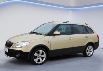 Skoda Fabia 81.400 km 6.990 &euro; Chemnitz 09228
