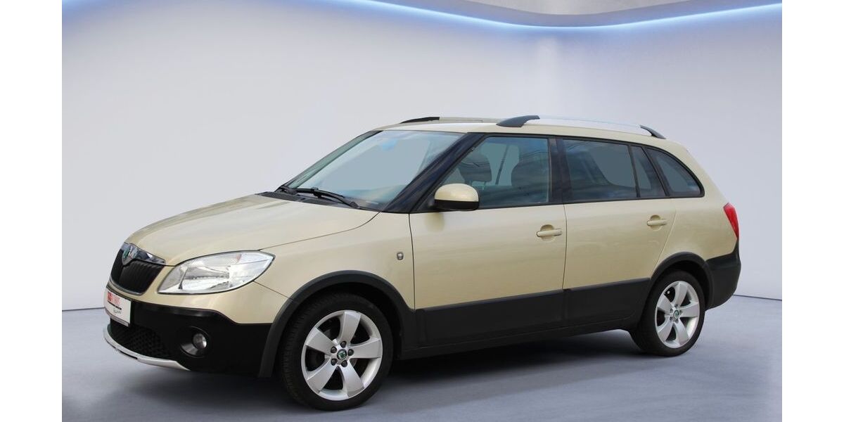 Skoda Fabia 81.400 km 6.990 &euro; Chemnitz 09228