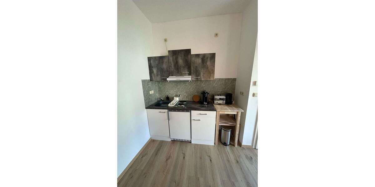 Etagenwohnung Chemnitz Bernsdorf - 1 Zimmer, 25 m&sup2;, 195&euro; | Angebot:26357996