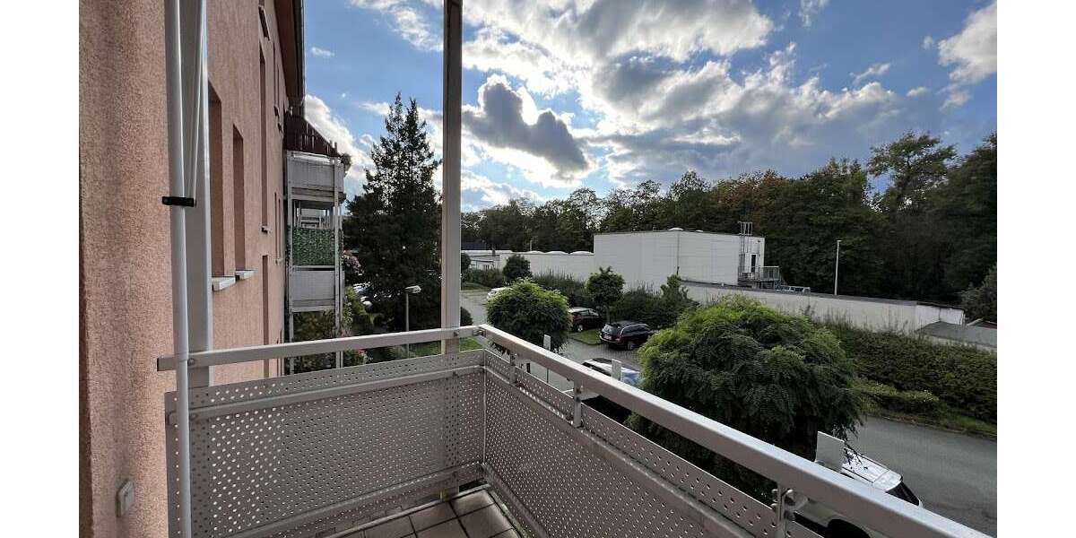 Etagenwohnung Chemnitz Bernsdorf - 3 Zimmer, 59 m&sup2;, 330&euro; | Angebot:27175388
