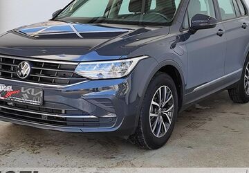 VW Tiguan 60.260 km 23.869 &euro; Oberlungwitz 09353