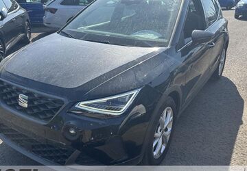 Seat Arona 11.285 km 16.499 &euro; Chemnitz 09125