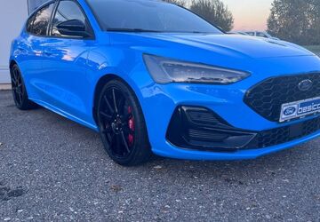 Ford Focus 18.300 km 42.790 &euro; Glauchau 08371