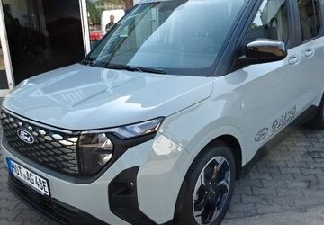 Ford Tourneo Courier 2.490 km 29.987 &euro; Oberlungwitz 09353