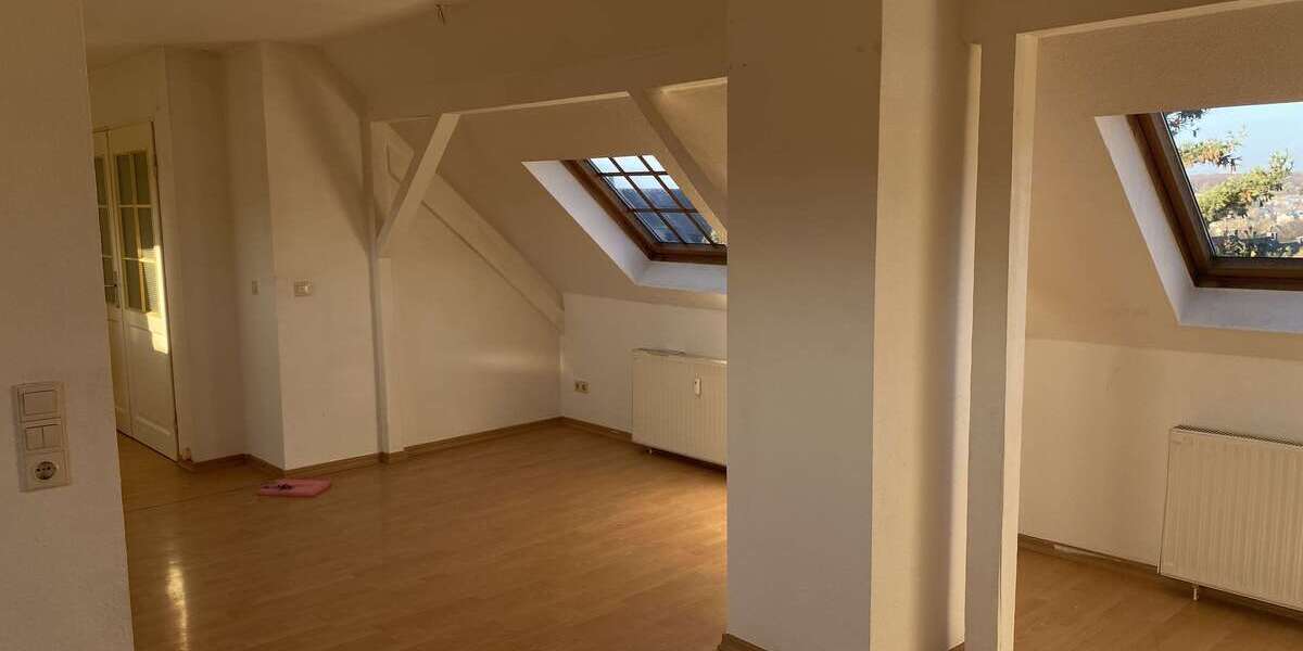 Etagenwohnung Chemnitz Ebersdorf - 4 Zimmer, 72 m&sup2;, 339&euro; | Angebot:26997808