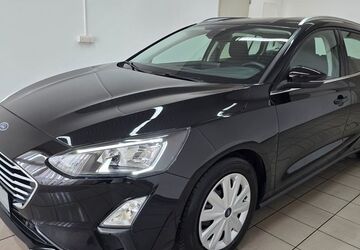 Ford Focus 71.045 km 11.990 &euro; Chemnitz 09114