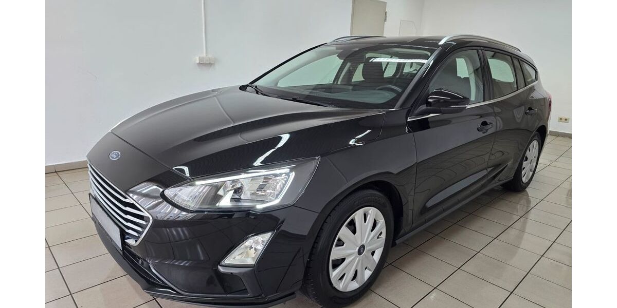 Ford Focus 71.045 km 11.990 &euro; Chemnitz 09114