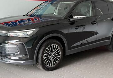 VW Tiguan 16.130 km 35.880 &euro; Mittweida 09648