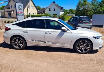 Honda Civic 7.000 km 37.890 &euro; Mittweida 09648