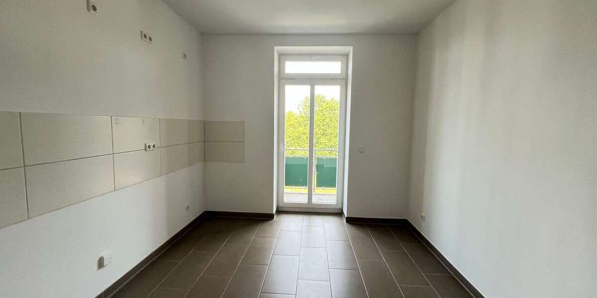 Etagenwohnung Chemnitz Kaßberg - 3 Zimmer, 80 m&sup2;, 570&euro; | Angebot:27312621