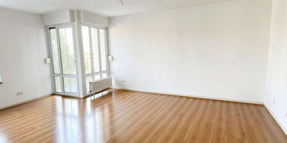 Etagenwohnung Chemnitz Zentrum - 2 Zimmer, 62 m&sup2;, 311&euro; | Angebot:27001783