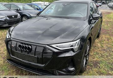 Audi e-tron 34.495 km 35.899 &euro; Chemnitz 09125