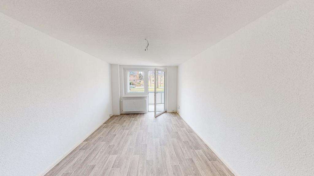 Etagenwohnung Chemnitz Altendorf - 1 Zimmer, 37 m&sup2;, 224&euro; | Angebot:27054127