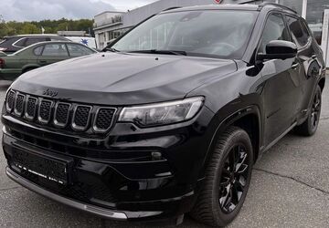 Jeep Compass 51.996 km 24.490 &euro; Chemnitz 09130