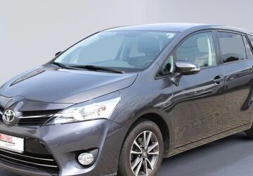Toyota Verso 88.400 km 10.290 &euro; Chemnitz 09228