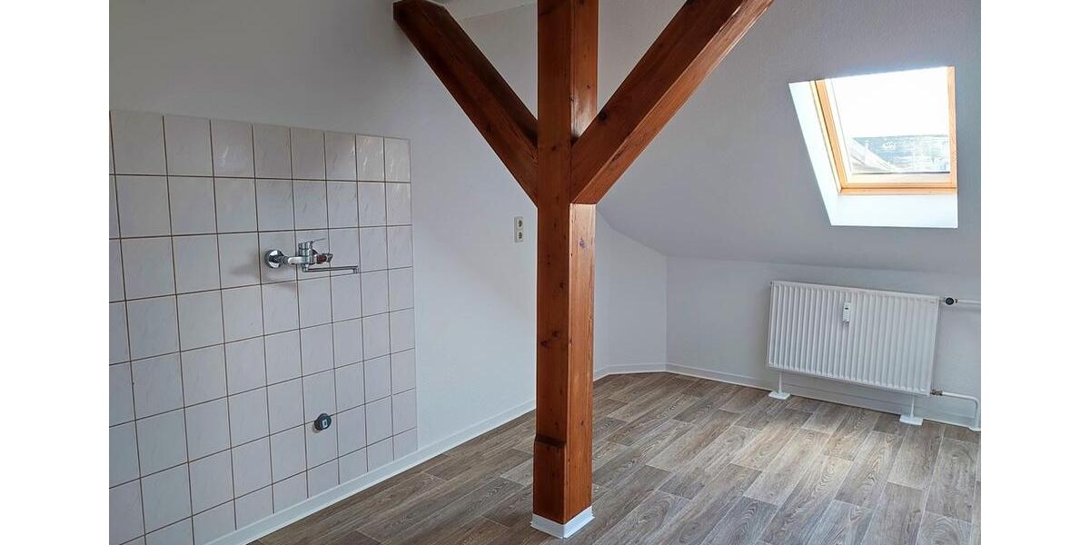 Dachgeschoßwohnung Chemnitz Hilbersdorf - 3 Zimmer, 89 m&sup2;, 490&euro; | Angebot:26681198