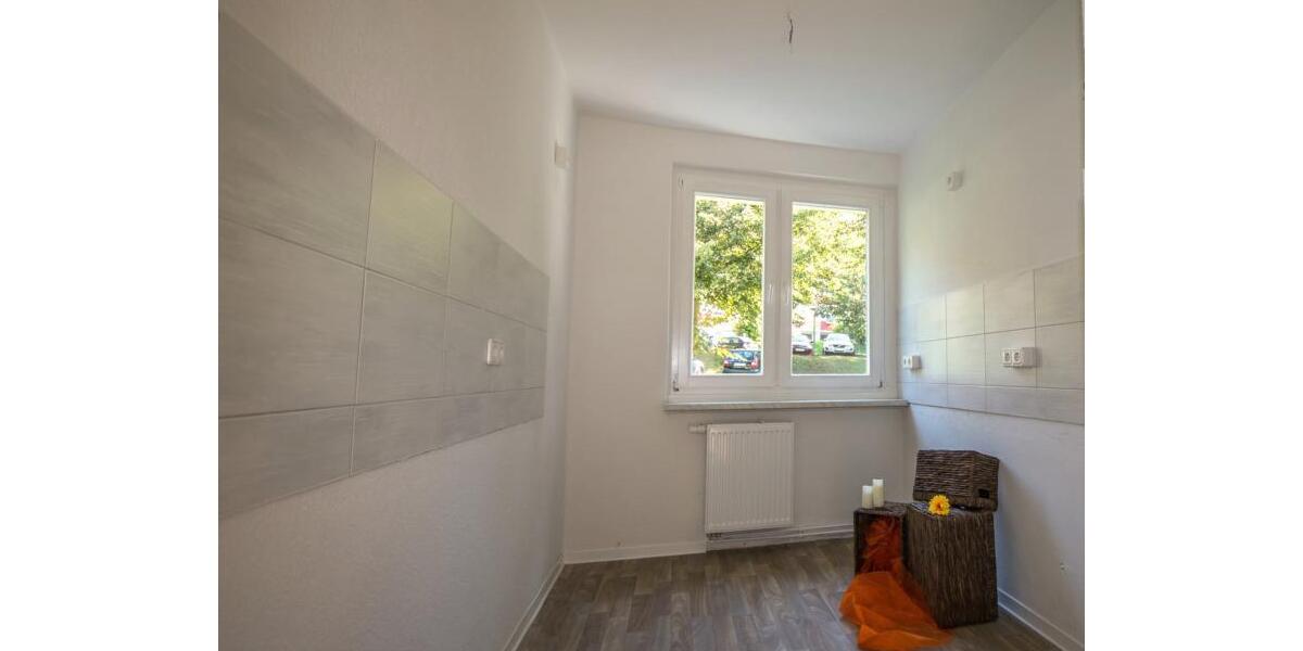 Etagenwohnung Hohenstein-Ernstthal Ernstthal - 1 Zimmer, 33 m&sup2;, 215&euro; | Angebot:26367402