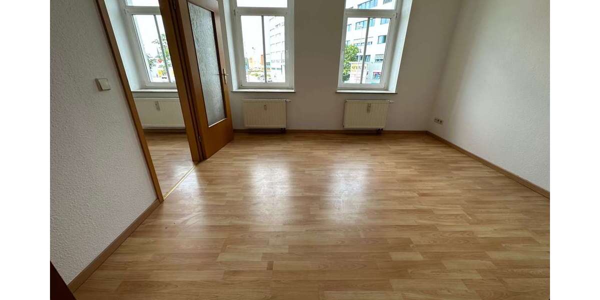 Etagenwohnung Chemnitz Bernsdorf - 1 Zimmer, 31 m&sup2;, 165&euro; | Angebot:25973736