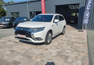 Mitsubishi Plug-in Hybrid Outlander 91.000 km 22.990 &euro; Chemnitz 09116