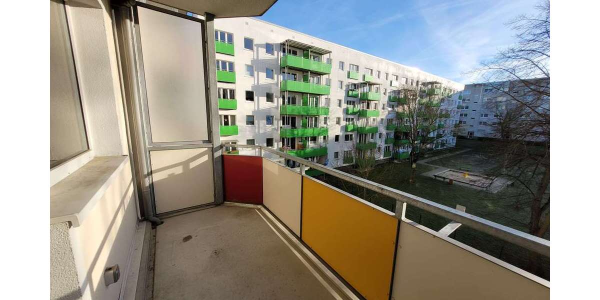 Etagenwohnung Chemnitz Kappel - 4 Zimmer, 69 m&sup2;, 350&euro; | Angebot:21390795