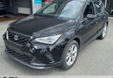 Seat Arona 14.990 km 16.199 &euro; Chemnitz 09125