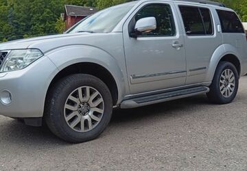 Nissan Pathfinder 210.000 km 10.550 &euro; Chemnitz 09122