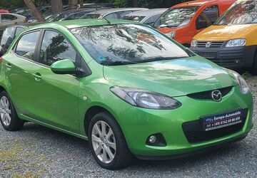 Mazda 2 120.000 km 3.900 &euro; Chemnitz 09114