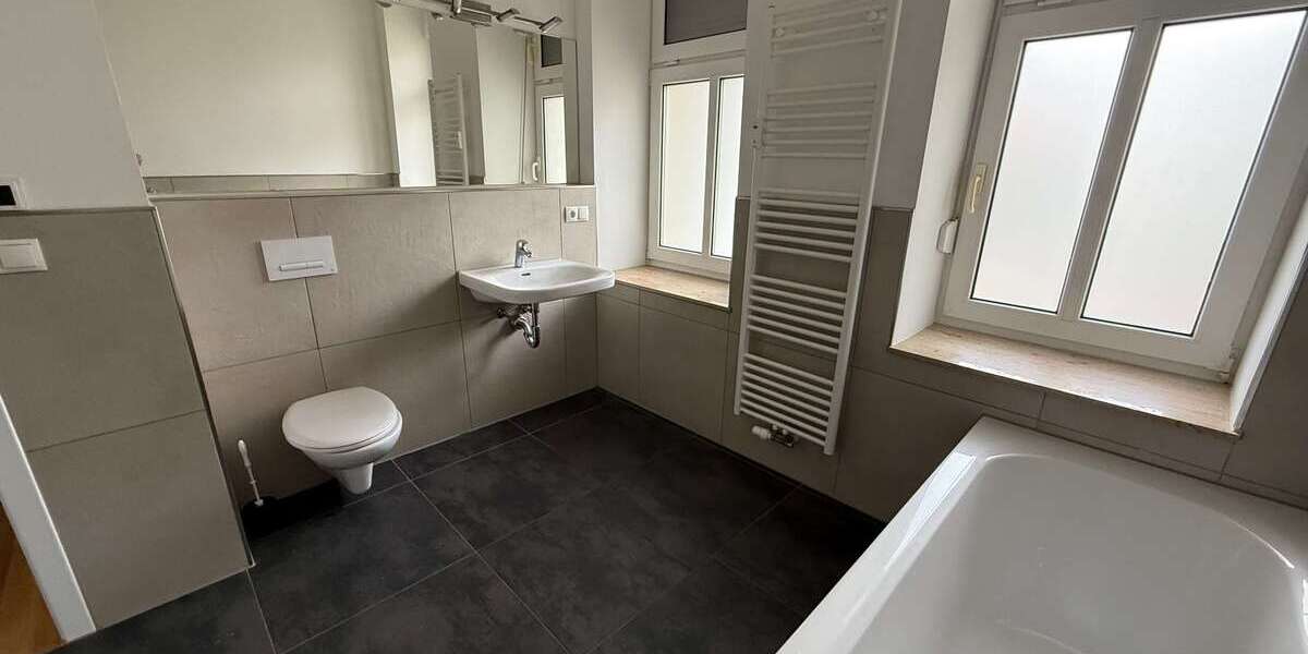 Etagenwohnung Chemnitz Sonnenberg - 4 Zimmer, 100 m&sup2;, 598&euro; | Angebot:27008031
