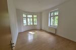 Stilvoll Wohnen ohne viel Treppensteigen - ab sofort hier mit Balkon und Einbauküche möglich! - Erdgeschoßwohnung Chemnitz Altendorf | Angebot:27302873