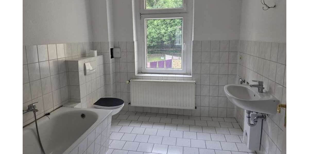 Etagenwohnung Waldheim - 5 Zimmer, 112 m&sup2;, 549&euro; | Angebot:26689534