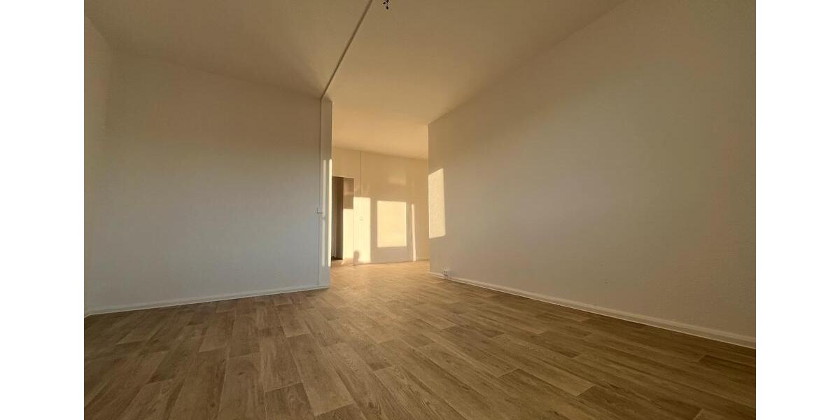 Etagenwohnung Chemnitz Kapellenberg - 4 Zimmer, 69 m&sup2;, 360&euro; | Angebot:23907870