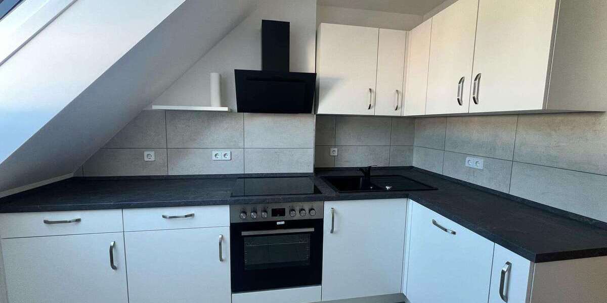 Etagenwohnung Chemnitz Sonnenberg - 4 Zimmer, 82 m&sup2;, 649&euro; | Angebot:27102532