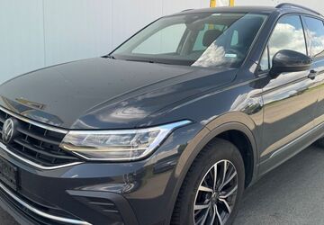 VW Tiguan 207.000 km 17.190 &euro; Chemnitz 09120