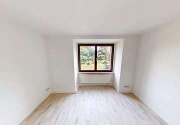 Wohnung Chemnitz Schönau - 5 Zimmer, 94 m&sup2;, 520&euro; | Angebot:27259269